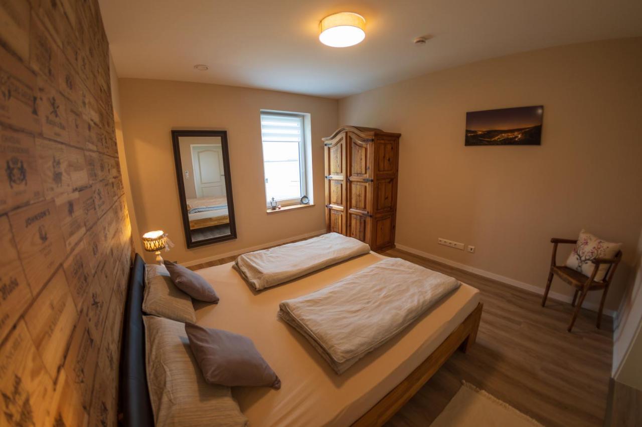 Ferienwohnung Moselpanorama 特拉本特拉巴赫 外观 照片